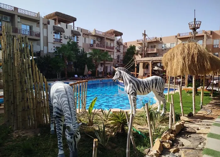 Otel Jungle Sweet Compound 4*