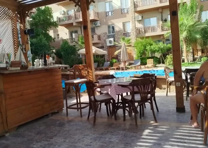 Jungle Sweet Compound 4* Hurgada