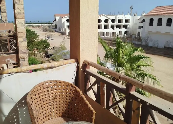 Otel Jungle Sweet Compound 4*